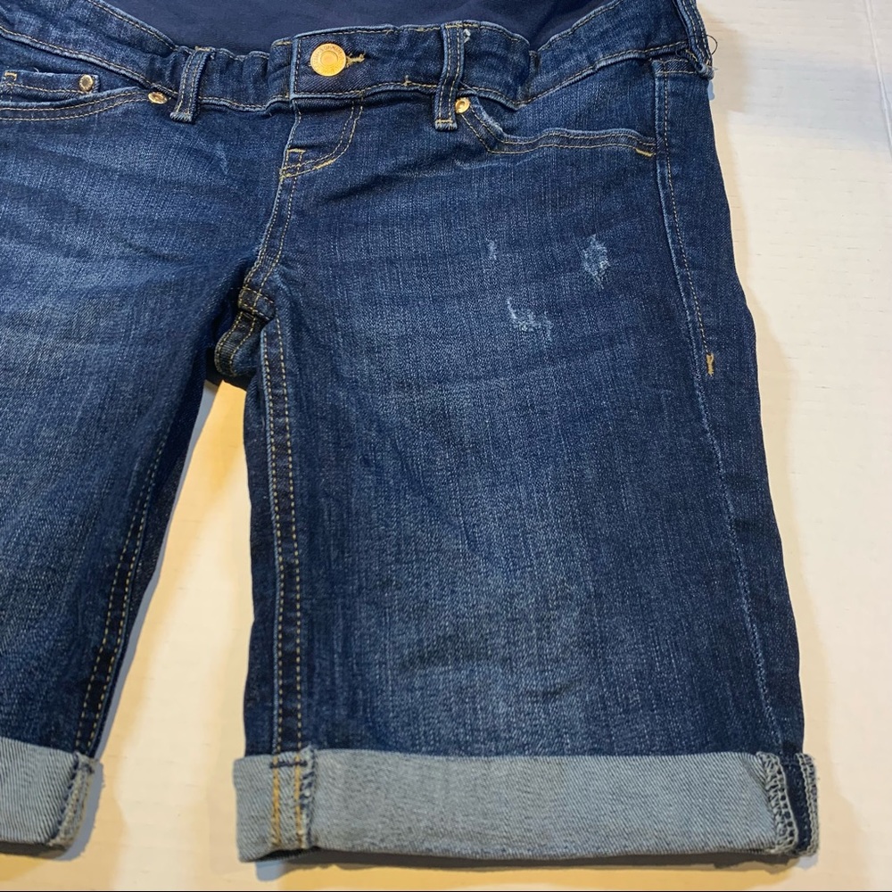 Sz. 2 H&M &Denim distressed maternity medium wash denim shorts - Picture 3 of 11